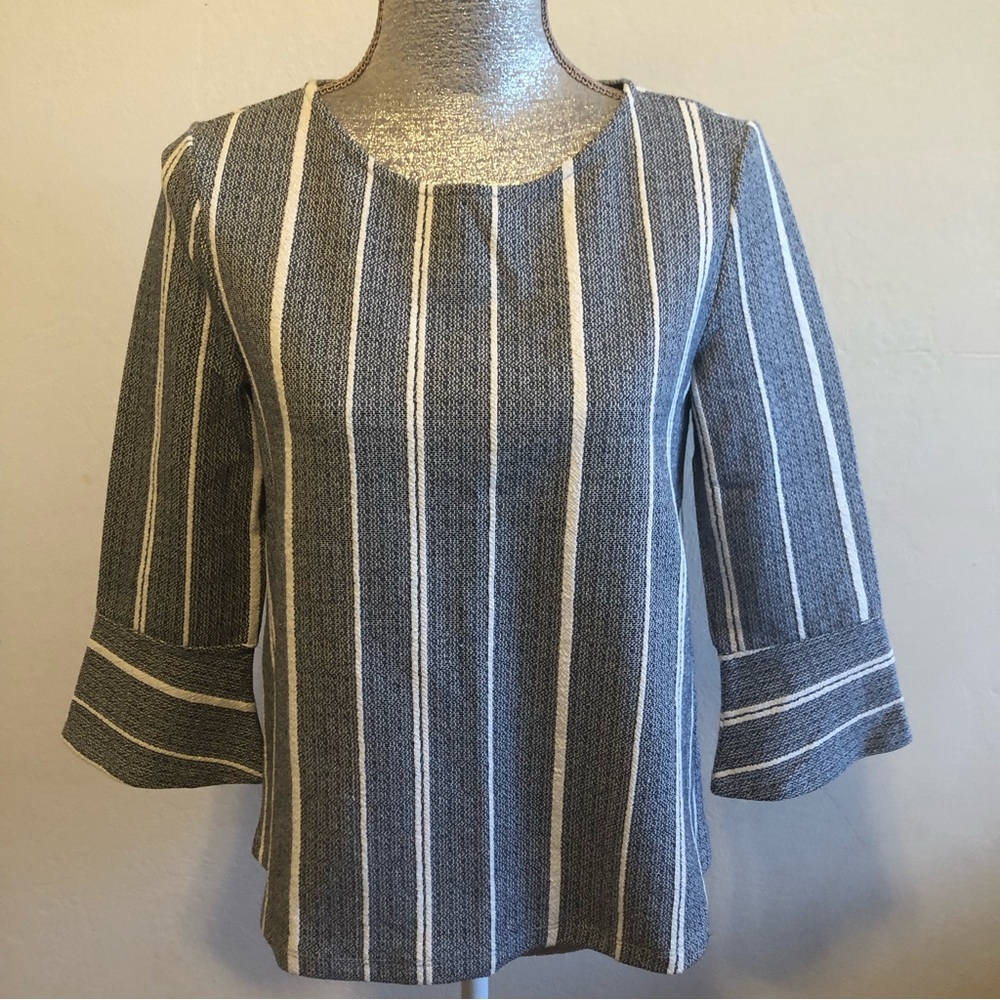 Anthropologie long sleeves stripes white